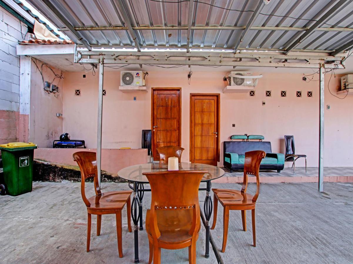 Oyo 91490 Hotel Rumah Kita تْشيريبون المظهر الخارجي الصورة