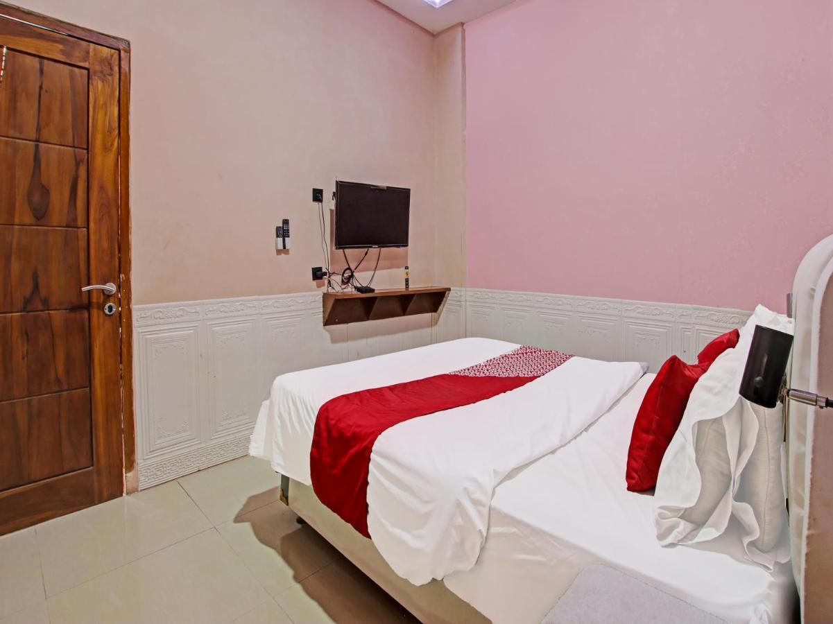Oyo 91490 Hotel Rumah Kita تْشيريبون المظهر الخارجي الصورة